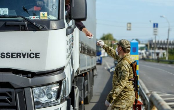 
Польські фермери розблокували пункт пропуску "Ягодин - Дорогуськ" 