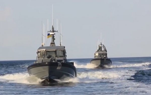 
Українські ВМС показали на відео нові патрульні катер, передані Естонією 