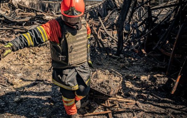 
Кількість жертв після удару по "Епіцентру" у Харкові зросла до 19 осіб 