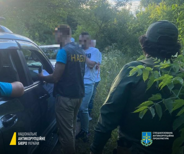 
Нардепа від "Слуги народу" Задорожного затримали по підозрі у хабарництві, - джерела 