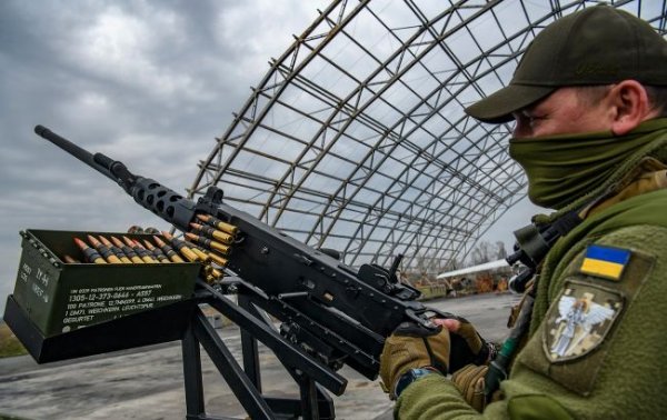 
У Києві було чути вибухи через повітряну атаку 