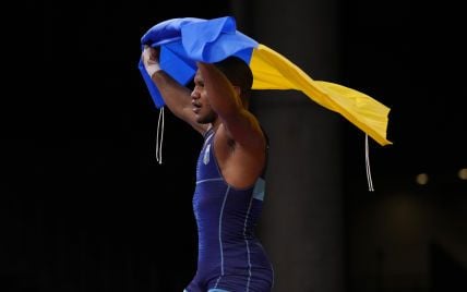 
Беленюк і Насібов вийшли до півфіналу Олімпіади-2024 у греко-римській боротьбі
