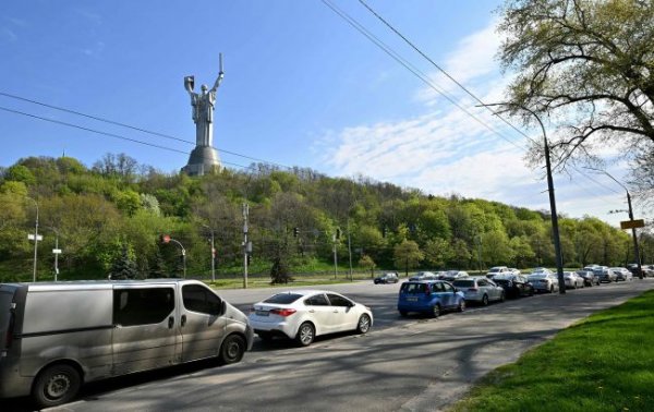 
У центрі Києва завтра обмежать рух транспорту 