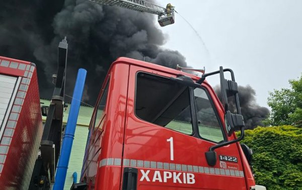 
У Харківській області через масштабну пожежу евакуюють ціле село 