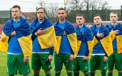 
Український футбольний клуб відмовився грати матч чемпіонату: ЗМІ повідомили скандальну причину
