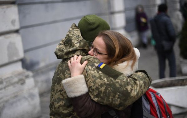 
В Україні відновили бронювання від мобілізації, але з умовою: що вирішив Кабмін 