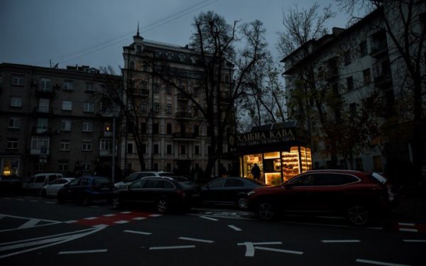 Укренерго розповіло, як відключатимуть світло у середу
                                