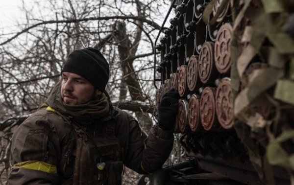
Важкі бої на чотирьох напрямках: яка ситуація на фронті 