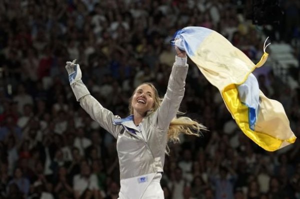 
Абсолютне чемпіонство Усика, рекорди Магучіх і Харлан: головні перемоги українського спорту 2024 року
