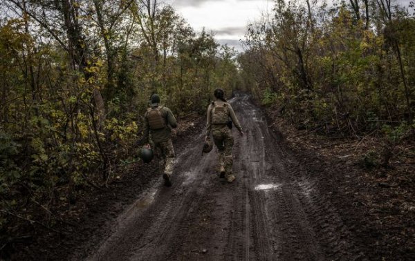 
Кількість атак РФ знизилась, але бої біля Покровська не вщухають. Яка ситуація на фронті 