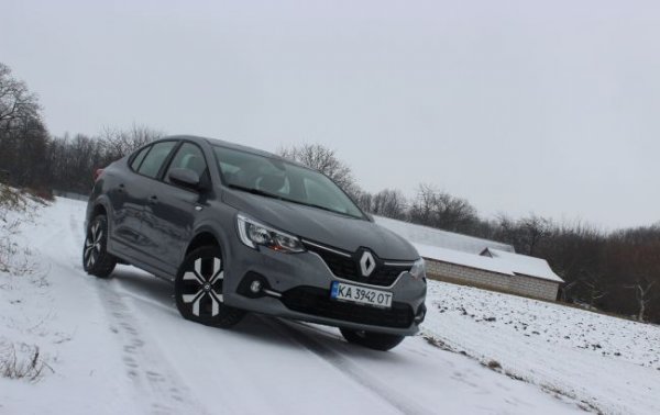 
Тест-драйв Renault Taliant: переваги та недоліки доступного седана 