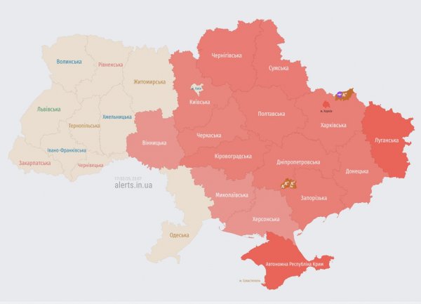 
Росія масовано атакує Україну дронами-камікадзе "Шахед": де ризик ударів 