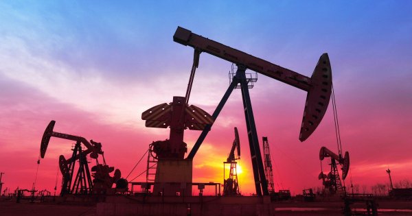 Нафтовий ринок обвалився. Росія вже втрачає десятки мільйонів доларів щодня