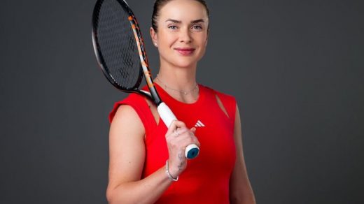 Еліна Світоліна впевнено перемогла американку Емму Наварро у півфіналі турніру в Руані та вийшла до фіналу, здобувши перемогу лише за 68 хвилин.