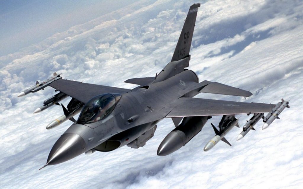 Нідерланди завершують передачу Україні всіх 24 винищувачів F-16, офіційно знявши їх з озброєння після 45 років служби.