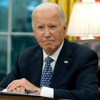 Експрезидент США Джо Байден уперше публічно виступив після оголошення про діагноз — рак простати, звернувшись до ветеранів на заході у штаті Делавер.