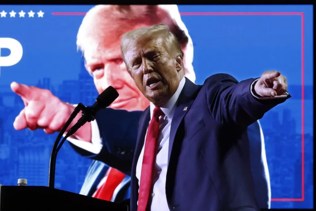 Федеральний суд США визнав укази Дональда Трампа щодо тарифів неконституційними через перевищення президентських повноважень.