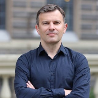 Україна зможе перейти на євро лише після повноправного вступу до ЄС і виконання Маастрихтських критеріїв, заявив заступник голови НБУ Сергій Ніколайчук.