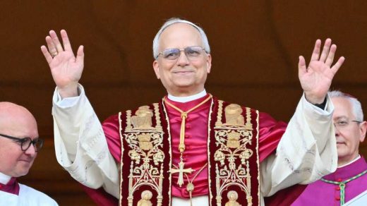 Роберт Прево з Чикаго став першим американцем на посаді Папи Римського, обравши ім’я Лео XIV. Його обрання символізує нову епоху в історії Католицької Церкви.