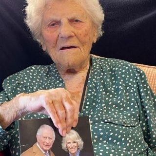 Британка Етель Катерхем, 115 років, стала найстарішою людиною у світі після смерті бразильської черниці Іни Канабарро Лукас