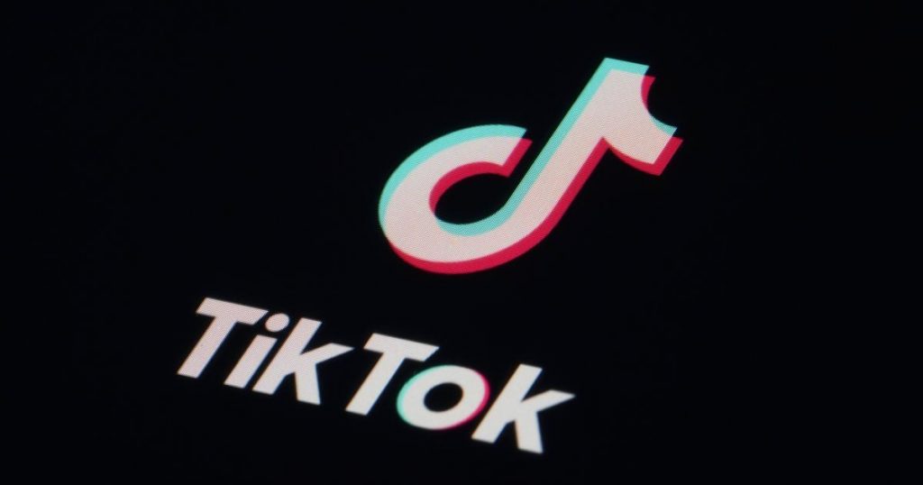 TikTok змінює наше сприйняття мистецтва і музики. Як алгоритми впливають на естетику і формують нові культурні стандарти?