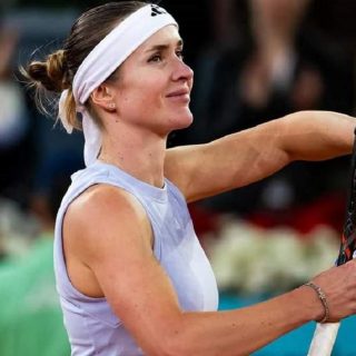 Еліна Світоліна припинила виступи на турнірі WTA 1000 у Римі, поступившись у чвертьфіналі американці Пейтон Стернс після трьох сетів напруженої боротьби.