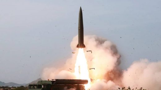 У ніч на 24 травня РФ випустила по Україні 14 ракет і 250 дронів. ППО знищила 6 ракет і 128 БпЛА. Основна ціль — Київ. Є ураження в шести областях.