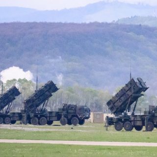Україна обговорює з США та Грецією постачання додаткових систем Patriot для посилення протиповітряної оборони до саміту НАТО в червні.