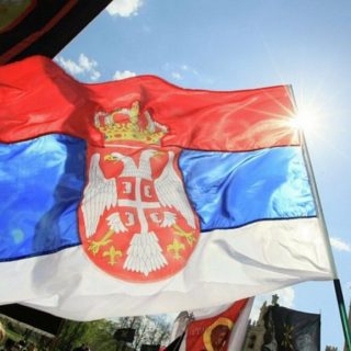 Угорщина та Сербія створюють новий нафтопровід для постачання російської нафти, оминаючи Україну, попри санкції ЄС і війну в Україні.