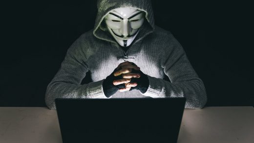 Ізраїльська хакерська група «Гонджешке Даранде» атакувала криптобіржу Nobitex в Ірані, погрожуючи викласти внутрішні дані через обвинувачення у фінансуванні тероризму.