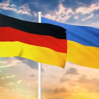 Уперше з 1992 року Україна обійшла Росію за обсягами торгівлі з Німеччиною — товарообіг досяг 840 млн євро, повідомляє FBC.net.ua з посиланням на офіційні джерела.