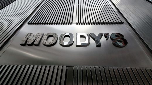 Moody's підтвердило рейтинг України на рівні Ca зі стабільним прогнозом через тривалі наслідки війни, високий борг і слабке економічне зростання.