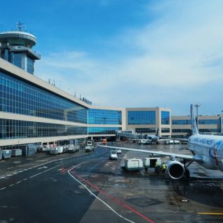 Арбітражний суд Підмосков’я задовольнив вимогу Генпрокуратури РФ щодо передачі державі компанії-власника Домодєдово через виведення капіталу за кордон.