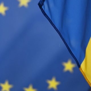 Єврокомісія пропонує з 1 січня 2026 року офіційно включити Україну до роумінгової зони ЄС, забезпечивши безкоштовний зв’язок у межах Євросоюзу.