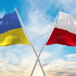 У Польщі заарештували дев'ятьох українців за посередництво у корупційній схемі з видачею карт побиту. Справу розслідує поліція Гданська.