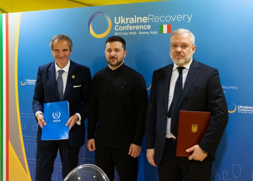 МАГАТЕ контролюватиме дотримання безпеки під час завершення будівництва енергоблоків на Хмельницькій АЕС і підтримуватиме розвиток уранової галузі України.