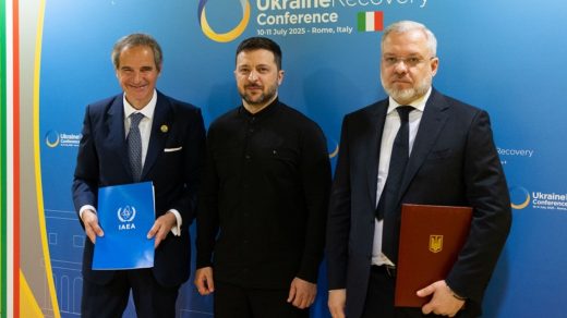 МАГАТЕ контролюватиме дотримання безпеки під час завершення будівництва енергоблоків на Хмельницькій АЕС і підтримуватиме розвиток уранової галузі України.