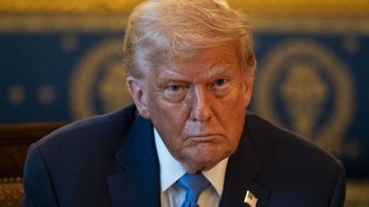 Дональд Трамп оголосив про нові імпортні тарифи до 40% для 15 країн, які почнуть діяти з 1 серпня 2025 року, повідомляє FBC.net.ua з посиланням на Truth Social.