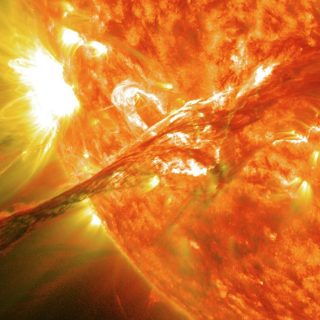 Дізнайтеся прогноз магнітних бур на 8 липня 2025, їх вплив на організм, поради лікарів та як підготуватися до геомагнітної активності.