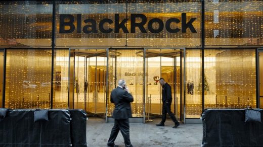 BlackRock згорнув створення Фонду відновлення України після перемоги Трампа. Наразі Франція готує альтернативу без гарантій підтримки США.
