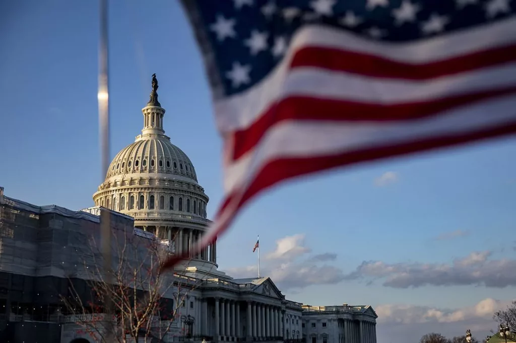 Палата представників США підтримала законопроєкт HR4016 щодо подовження військової допомоги Україні. Рішення тепер розглядатиме Сенат.