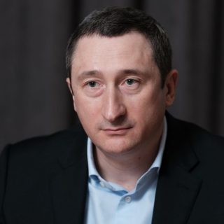 НАБУ розслідує, як за керівництва Чернишова до «Нафтогазу» влаштували охоронців і домашній персонал із зарплатою 300 тис. грн та бронюванням від мобілізації.