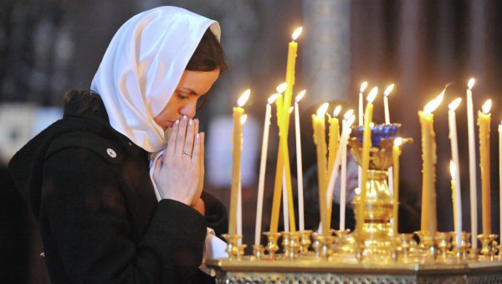 Сильна молитва на гроші, яка допомагає залучити фінансовий успіх, багатство та стабільність. Дізнайтесь найкращі тексти молитов на фінанси.