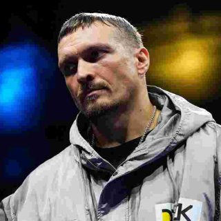 Олександр Усик прокоментував майбутнє Даніеля Дюбуа після перемоги у реванші на "Вемблі", відзначивши потенціал британця до нового чемпіонства.