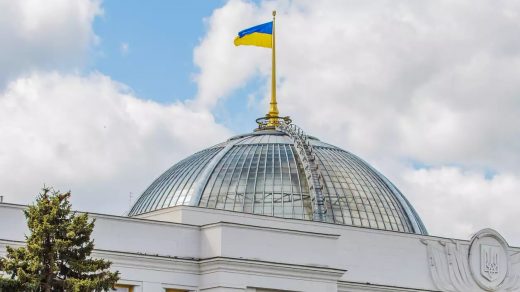 Верховна Рада планує 17 липня призначити новий склад Кабінету Міністрів на наступний день після голосування про відставку чинного уряду.