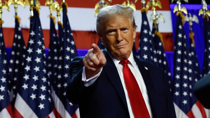Трамп значно скоротив терміни ультиматуму для Путіна, зменшивши їх з 50 до 12 днів. Кремль не зацікавлений у контактах, заявив Пєсков.