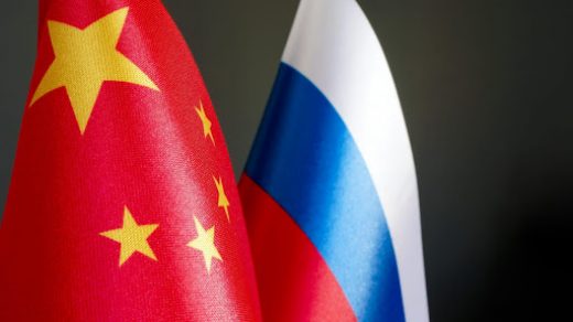 Росія отримує китайські двигуни для ударних дронів "Гарпія А1" під виглядом холодильного обладнання, що дозволяє обходити західні санкції.