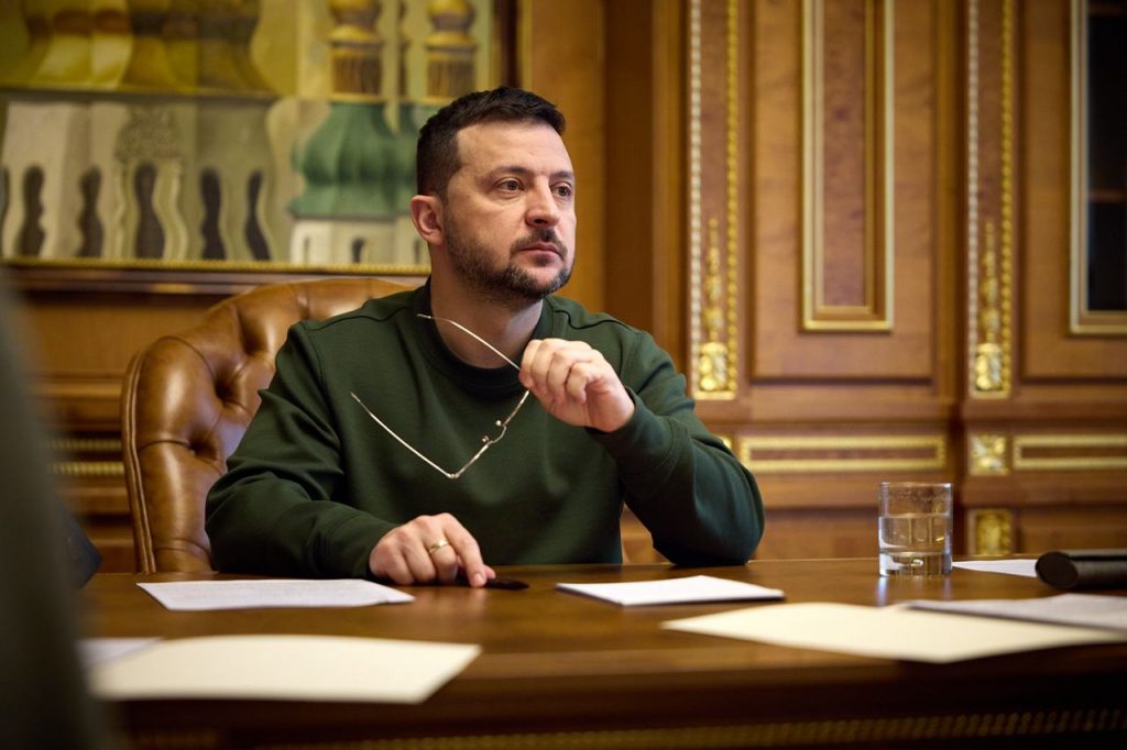 Зеленський заявив, що українська делегація на переговорах у Стамбулі наполягатиме на негайному припиненні вогню після ударів РФ по Сумщині.
