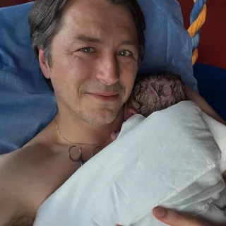 Сергій Притула став батьком учетверте — у родині народився син Марко. Притула поділився емоціями та подяками за підтримку.