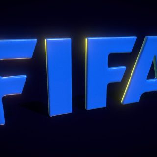 Нідерландські футболісти подають колективний позов проти FIFA, вимагаючи компенсацію за фінансові втрати через обмеження в трансферних правилах.